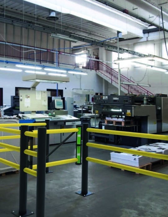 Porte battante entrepôts et ateliers D-Flexx JULIET POUR DELTA