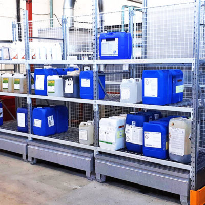 Racks de stockage produits dangereux