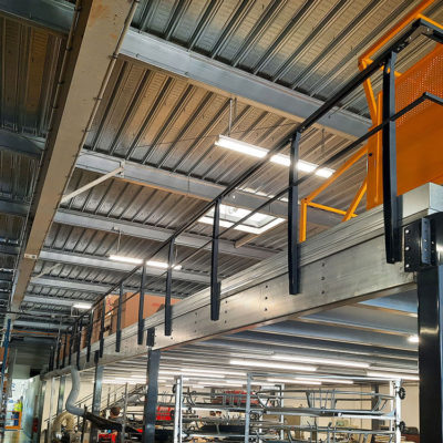Mezzanine industrielle métallique pour entrepôt